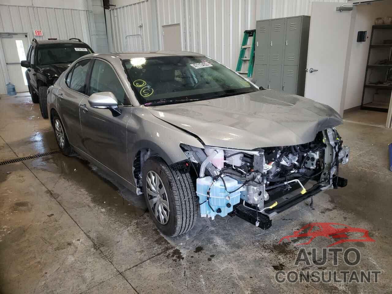 TOYOTA CAMRY 2022 - 4T1C31AK7NU577131