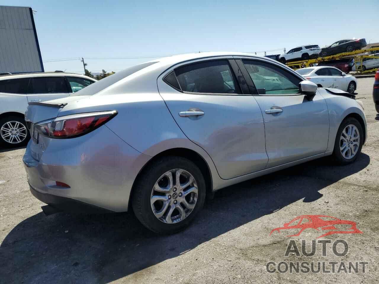 TOYOTA YARIS 2017 - 3MYDLBYV2HY193193