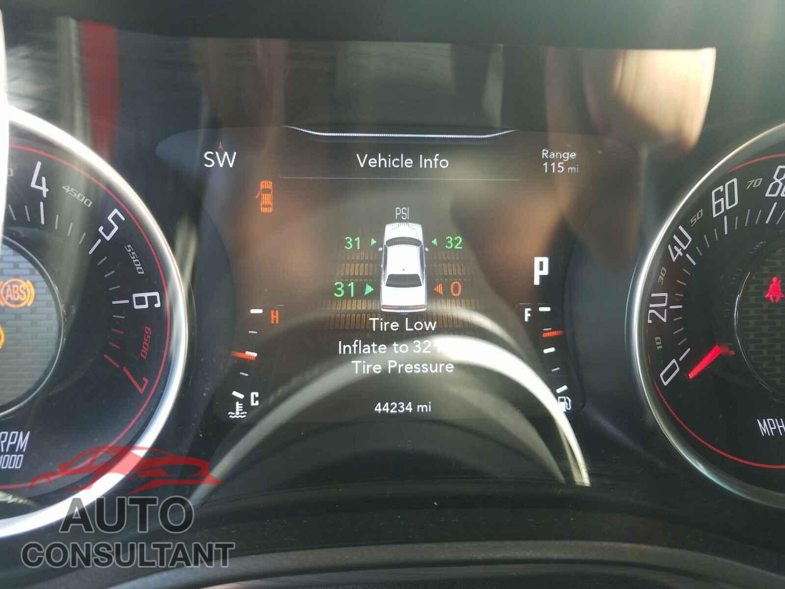 DODGE CHALLENGER 2018 - 2C3CDZAG1JH236076