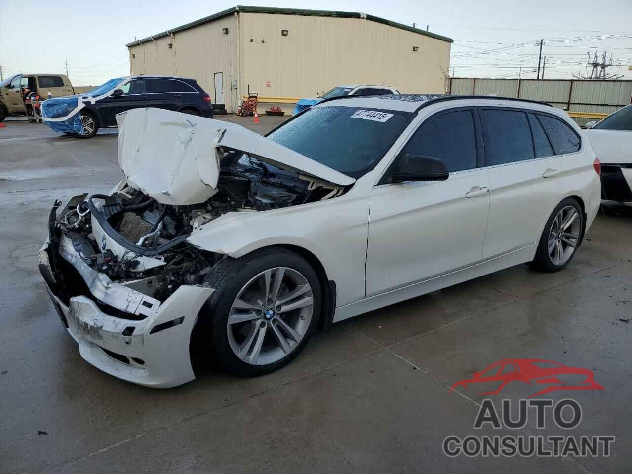 BMW 3 SERIES 2015 - WBA3G7C52FK481212