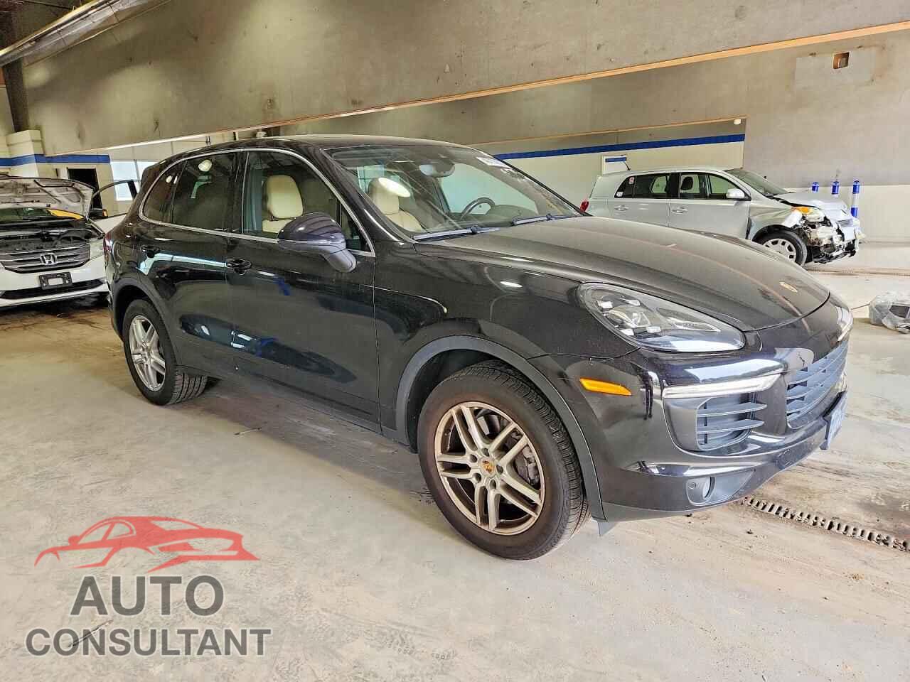 PORSCHE CAYENNE 2016 - WP1AA2A23GLA00885