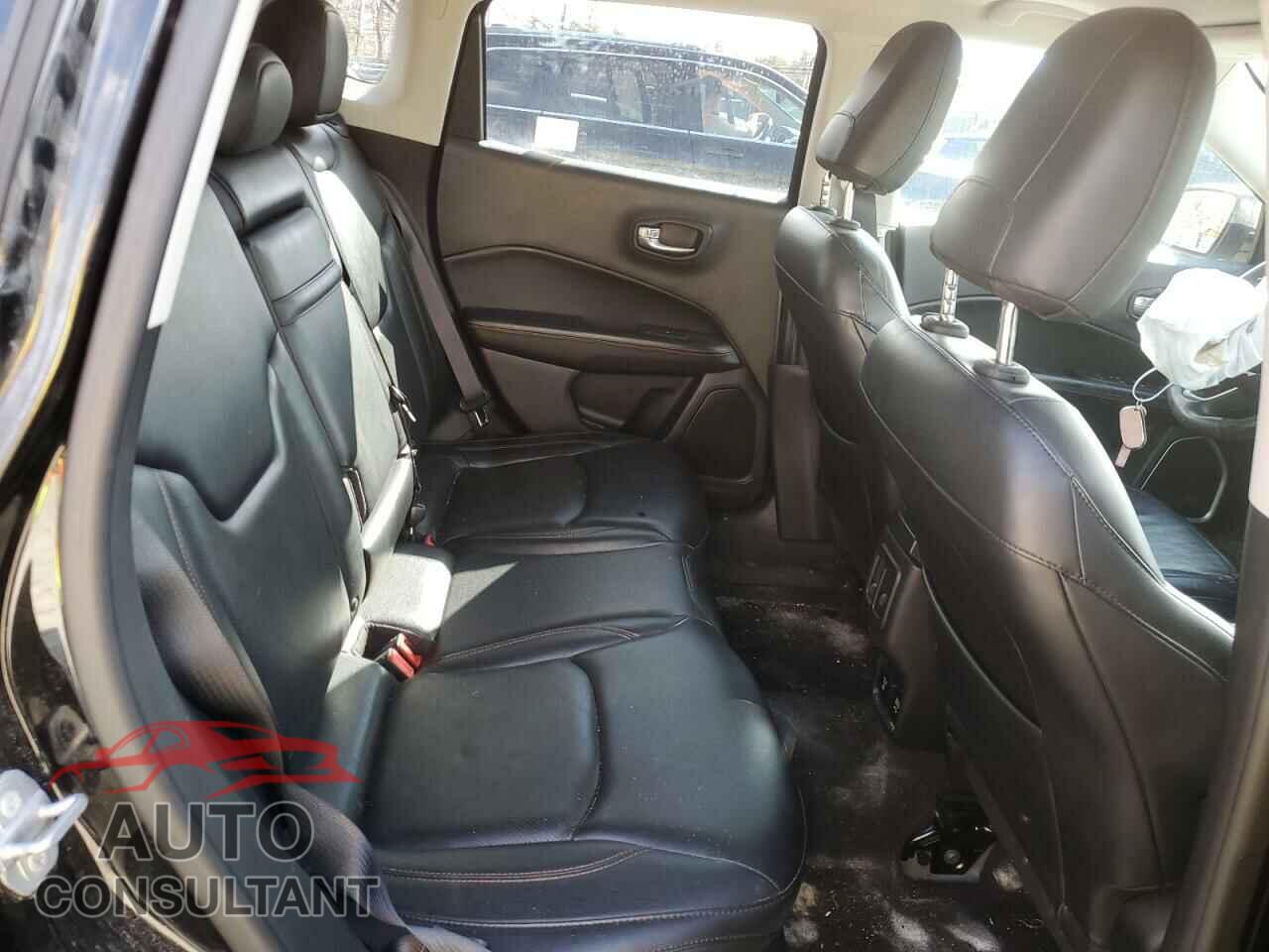 JEEP COMPASS 2017 - 3C4NJDCB7HT640826