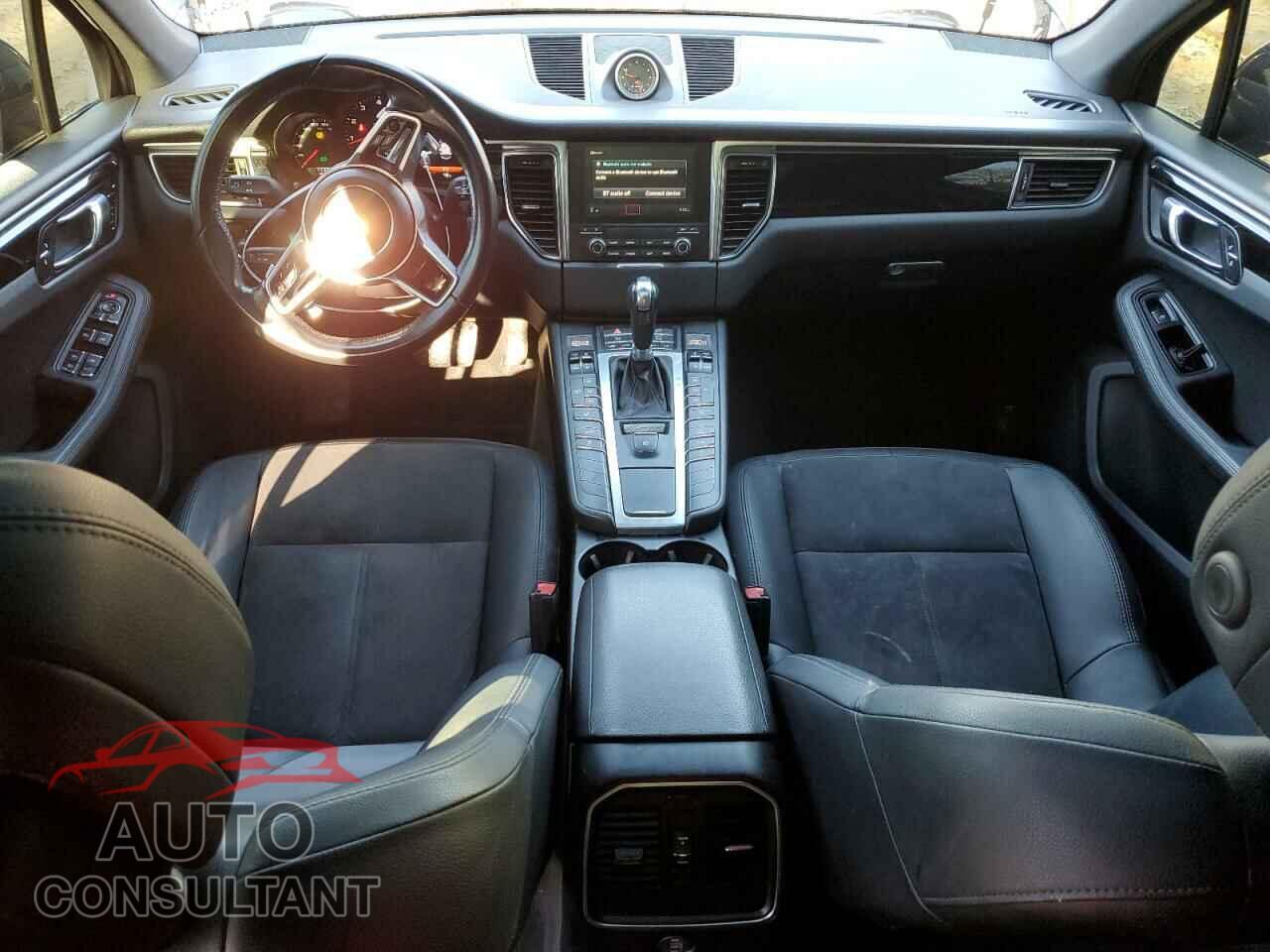 PORSCHE MACAN 2017 - WP1AA2A56HLB04752