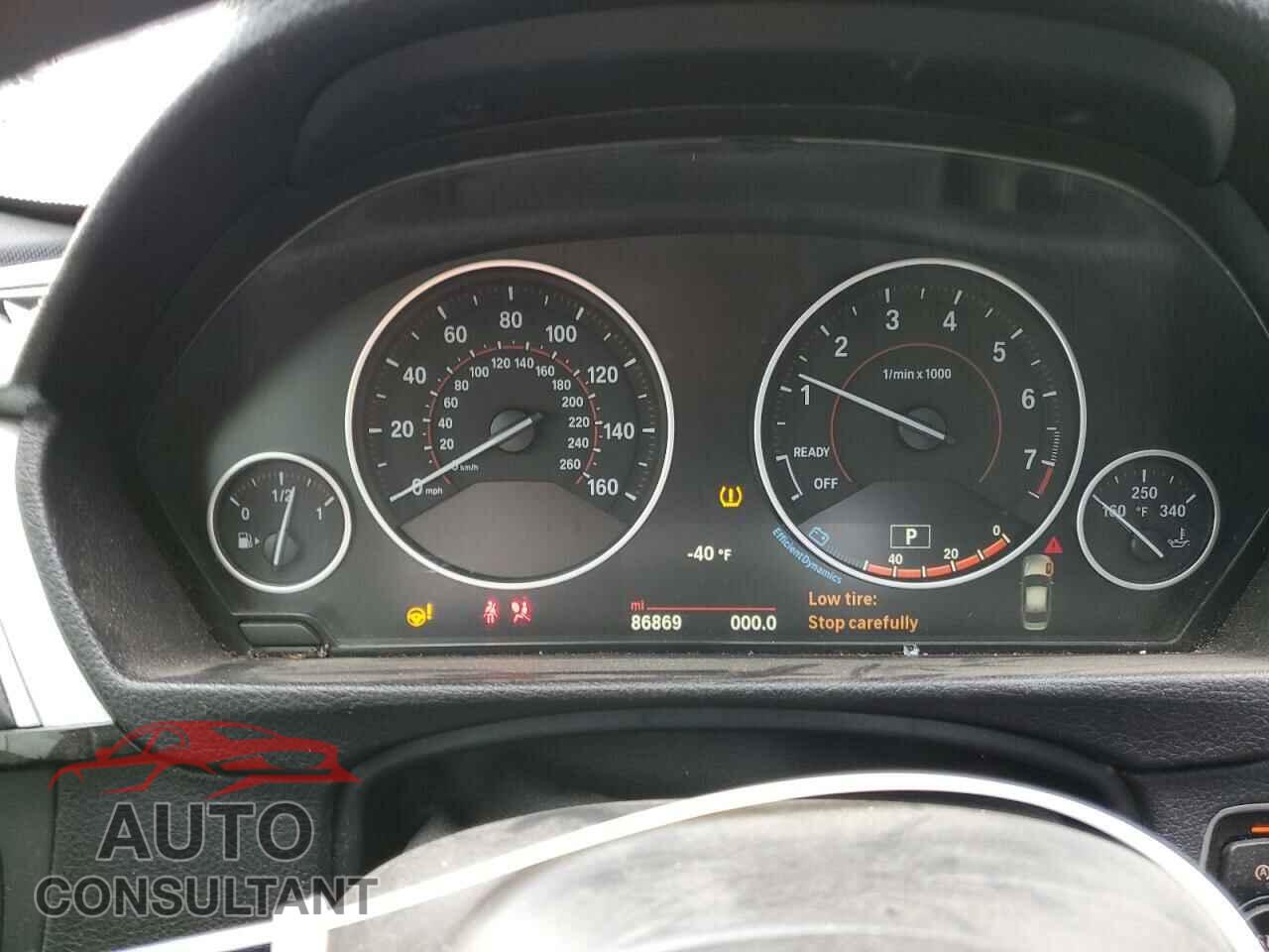BMW 3 SERIES 2016 - WBA8E9G55GNT86211