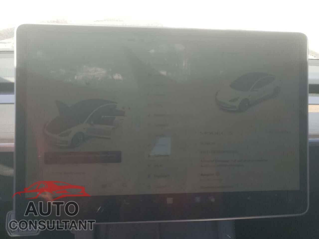 TESLA MODEL 3 2023 - 5YJ3E1EA9PF552470