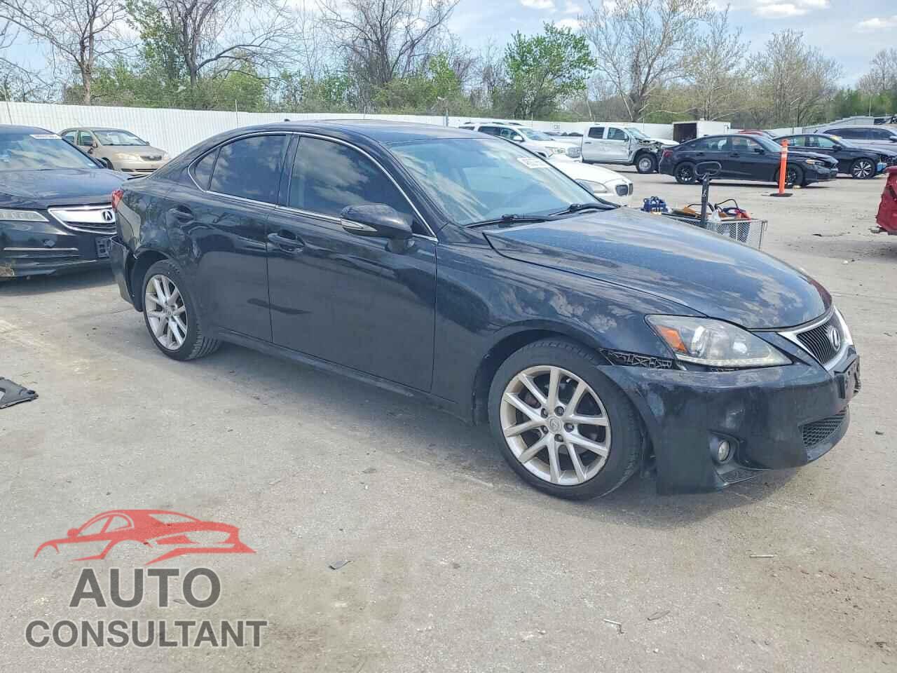 LEXUS IS 2012 - JTHCF5C25C5057855