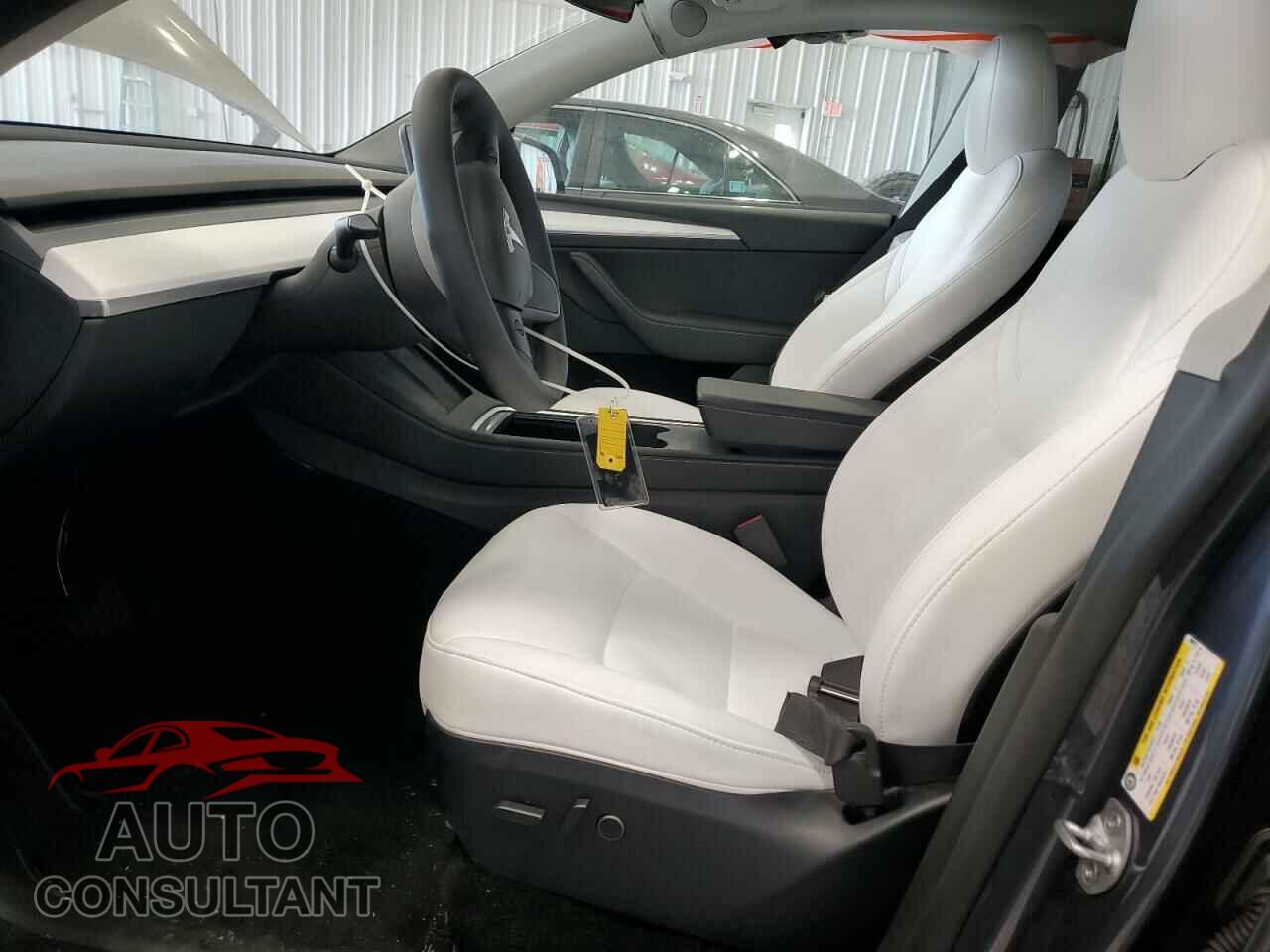 TESLA MODEL Y 2023 - 7SAYGAEE9PF980013