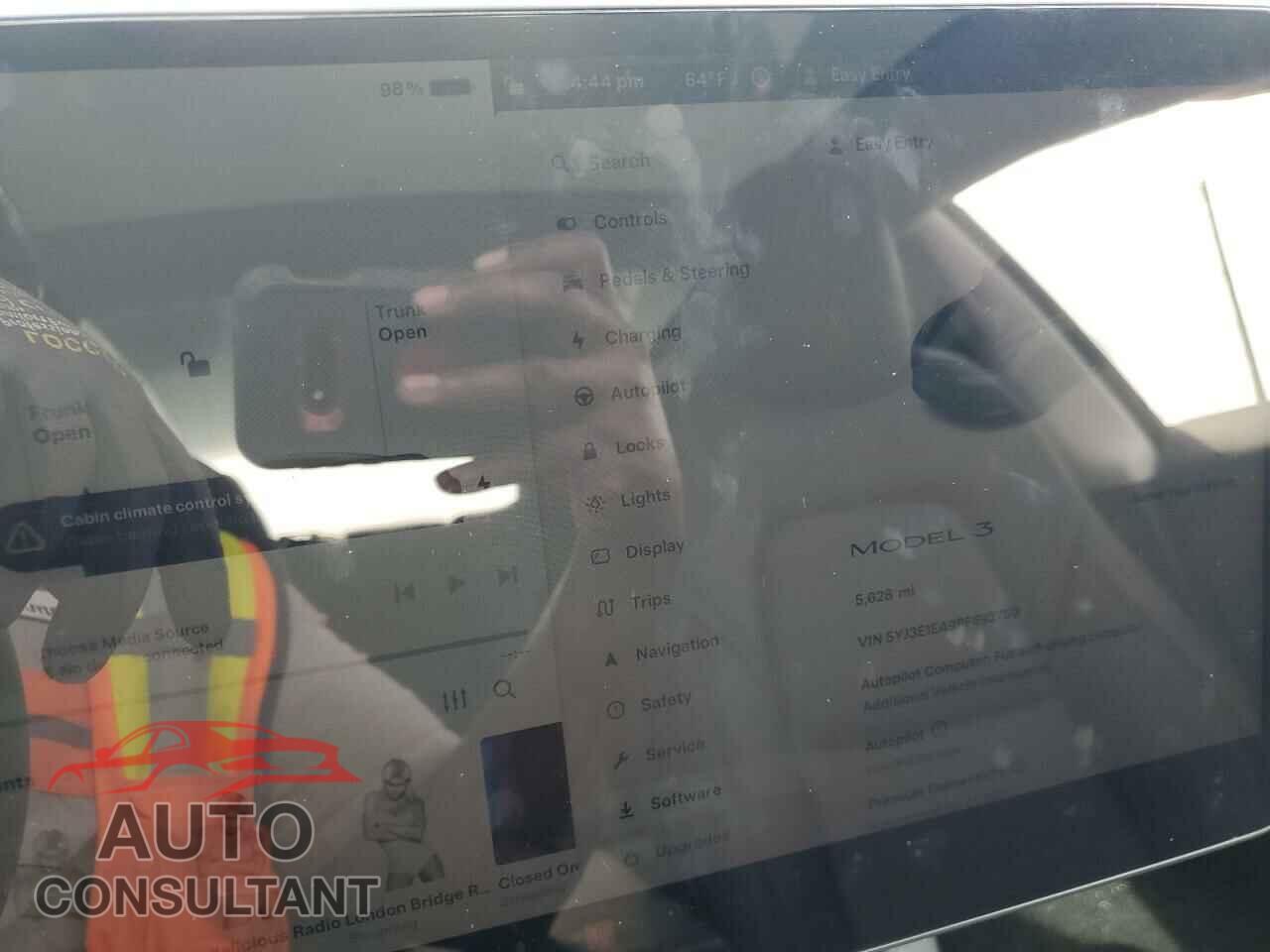 TESLA MODEL 3 2023 - 5YJ3E1EA9PF692759