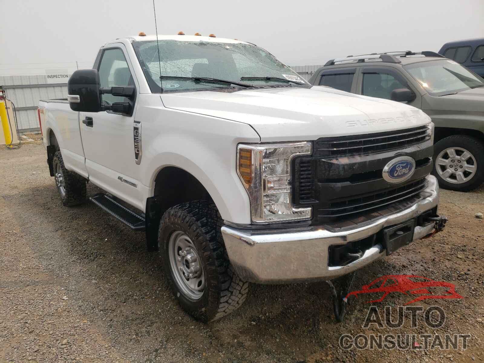 FORD F350 2019 - 1FTRF3BT2KEG45639