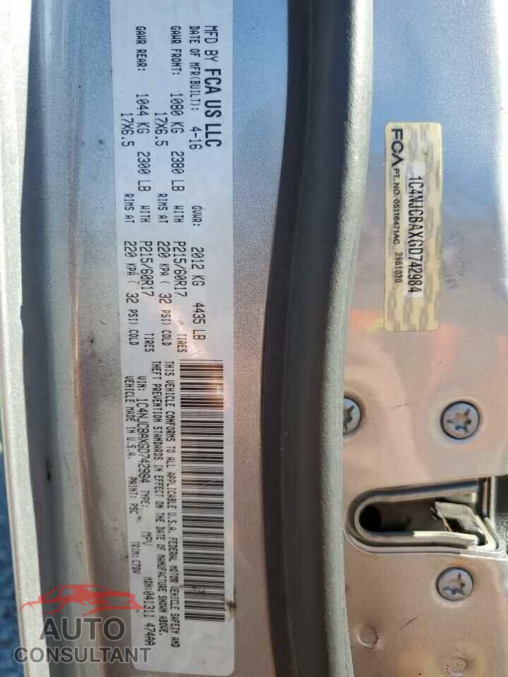 JEEP COMPASS 2016 - 1C4NJCBAXGD742984