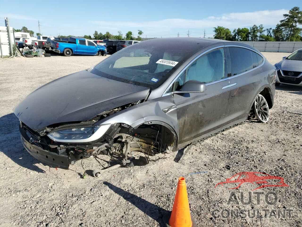 TESLA MODEL X 2018 - 5YJXCBE44JF135630