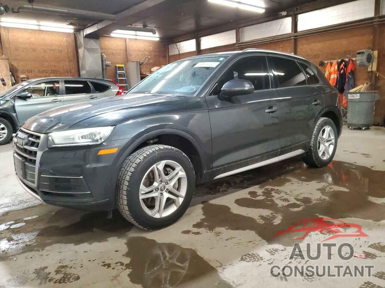 AUDI Q5 2018 - WA1ANAFY3J2001846