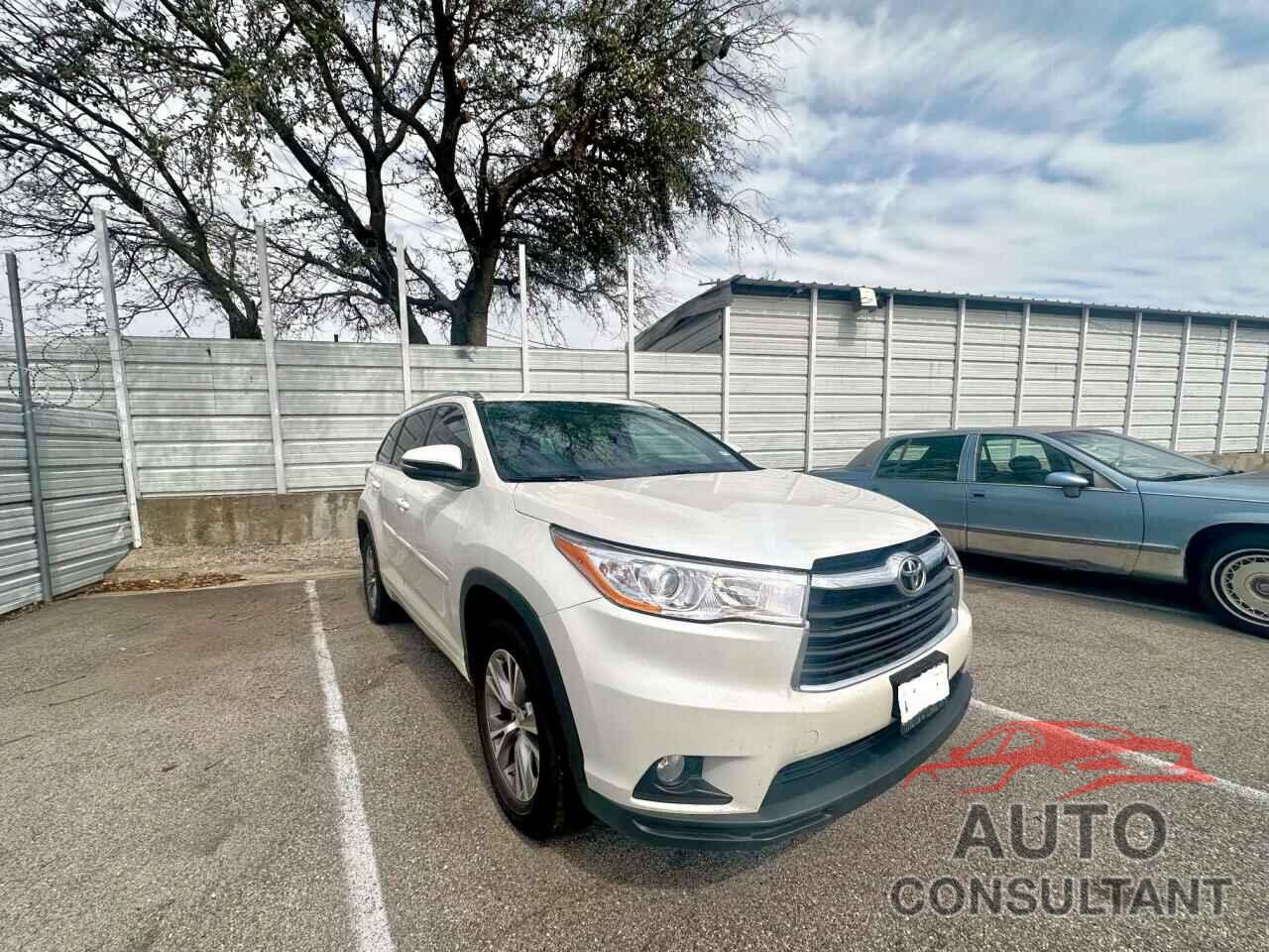 TOYOTA HIGHLANDER 2015 - 5TDKKRFH1FS107956