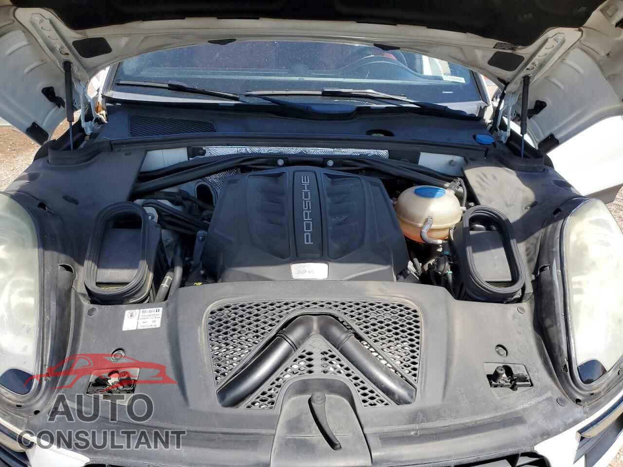 PORSCHE MACAN 2015 - WP1AB2A52FLB43431