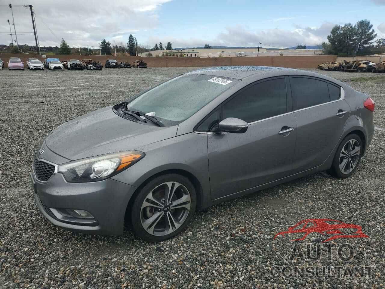 KIA FORTE 2015 - KNAFZ4A82F5282971