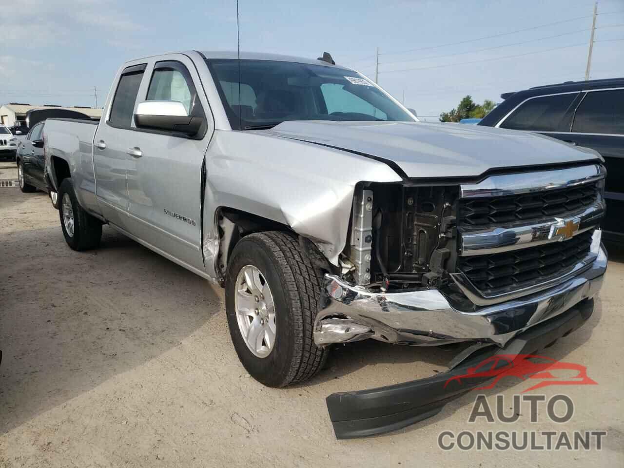 CHEVROLET SILVERADO 2018 - 1GCRCREH7JZ158494