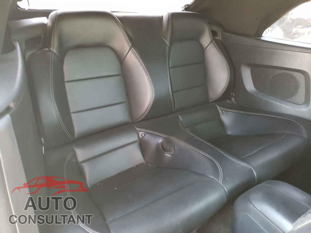 FORD MUSTANG 2016 - 1FATP8UH4G5281732
