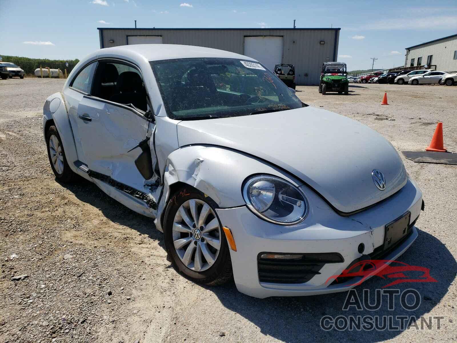 VOLKSWAGEN BEETLE 2017 - 3VWF17AT0HM621382