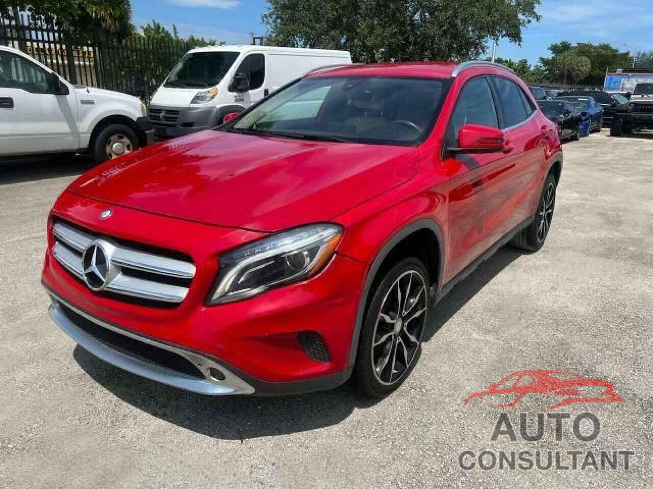 MERCEDES-BENZ GLA-CLASS 2017 - WDCTG4EB4HJ335160