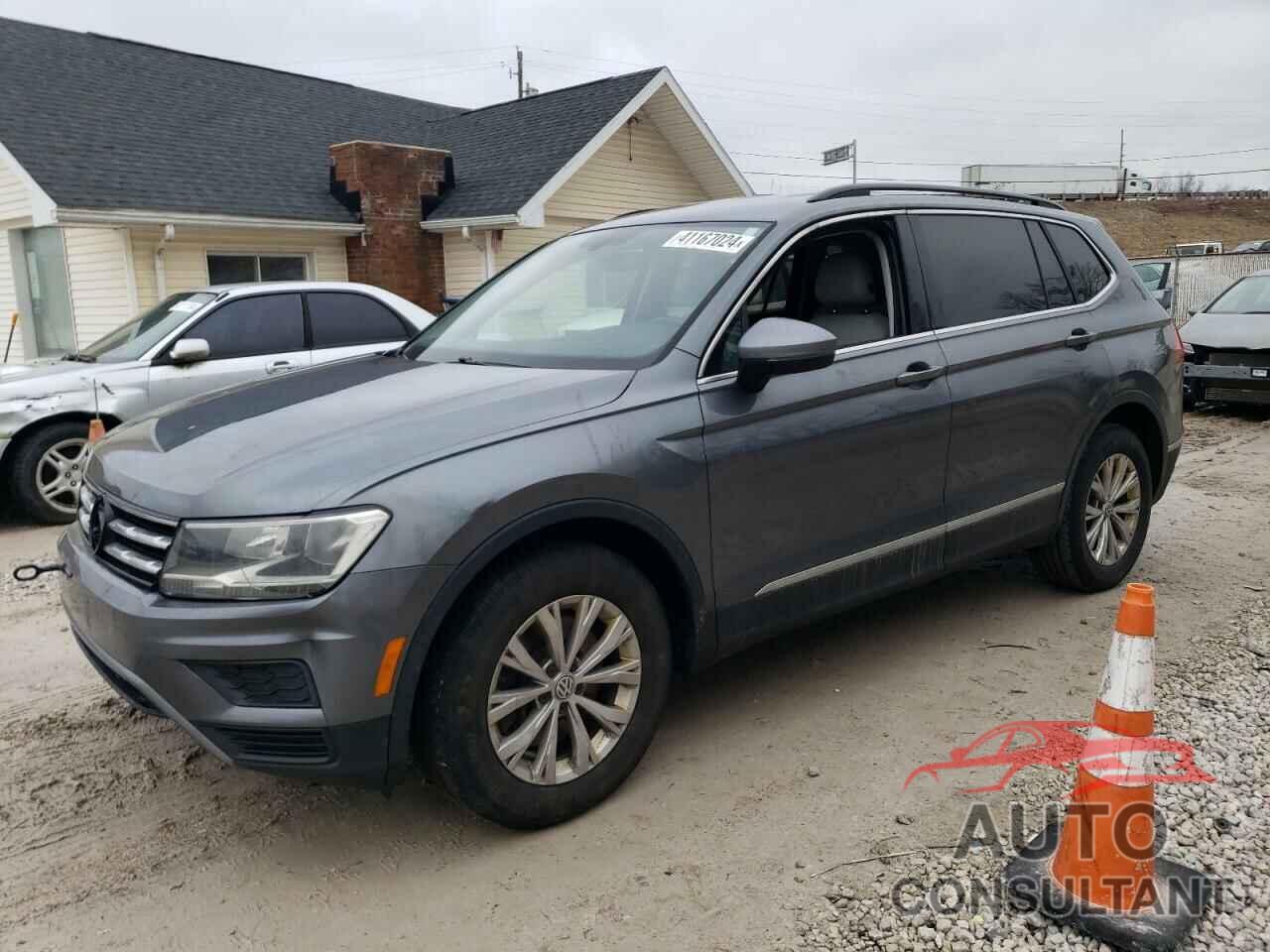 VOLKSWAGEN TIGUAN 2018 - 3VV2B7AX0JM079032