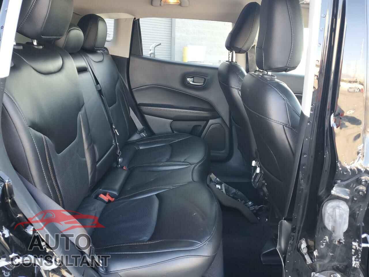 JEEP COMPASS 2020 - 3C4NJCCB3LT231208
