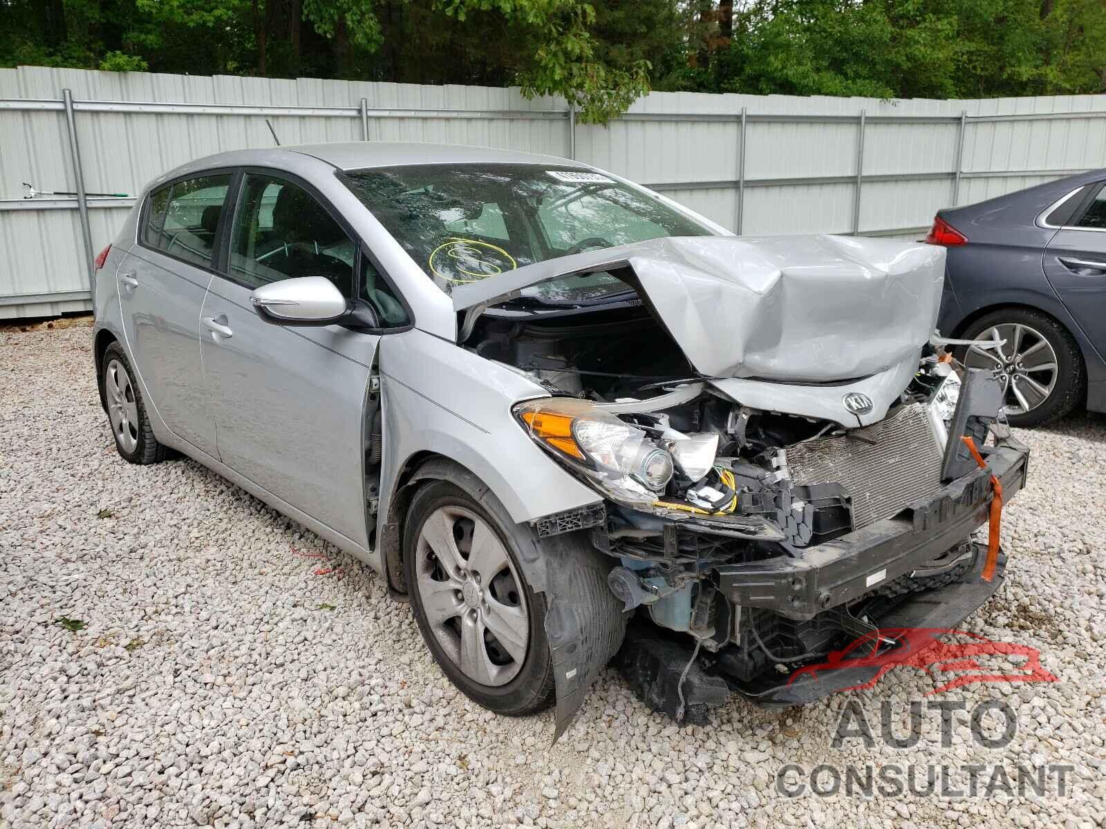 KIA FORTE 2016 - KNAFK5A82G5599905