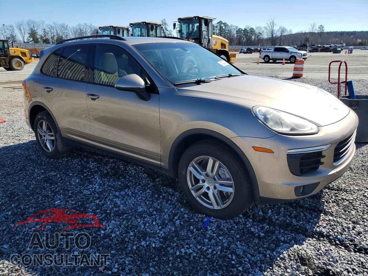 PORSCHE CAYENNE 2016 - WP1AA2A21GKA15097
