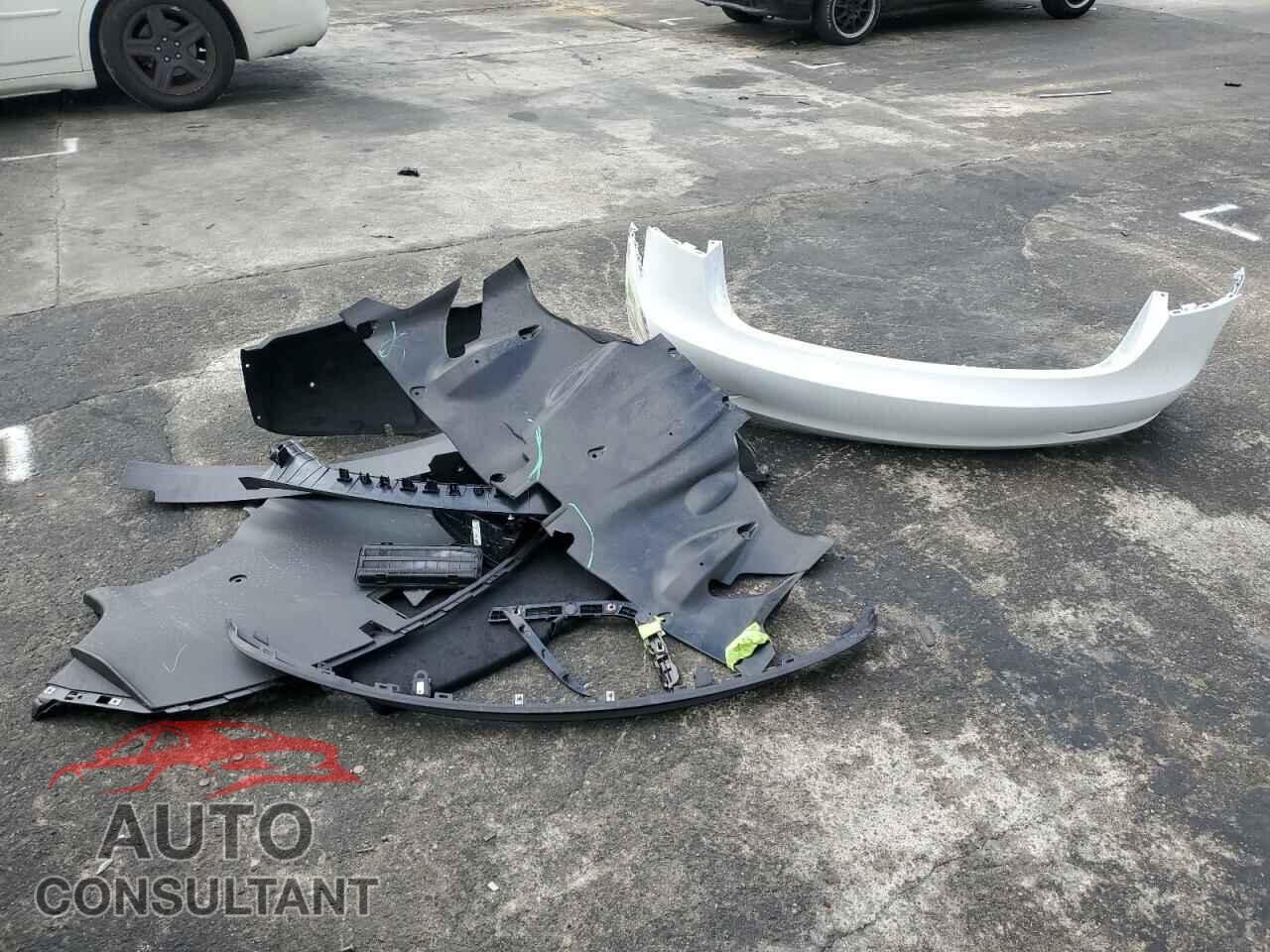 TESLA MODEL 3 2023 - 5YJ3E1EA7PF640238