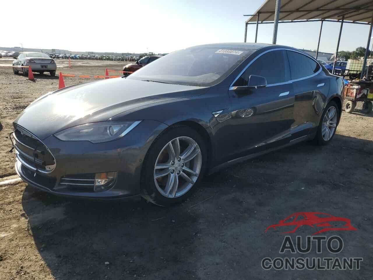 TESLA MODEL S 2016 - 5YJSA1E25GF131913