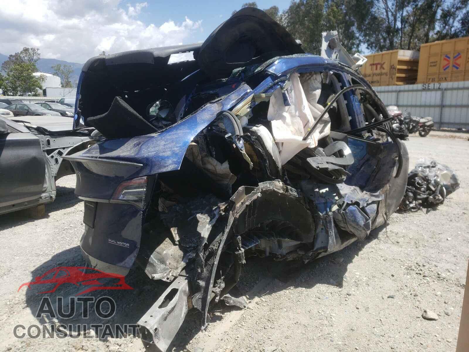 TESLA MODEL Y 2020 - 5YJYGDEF2LF057065