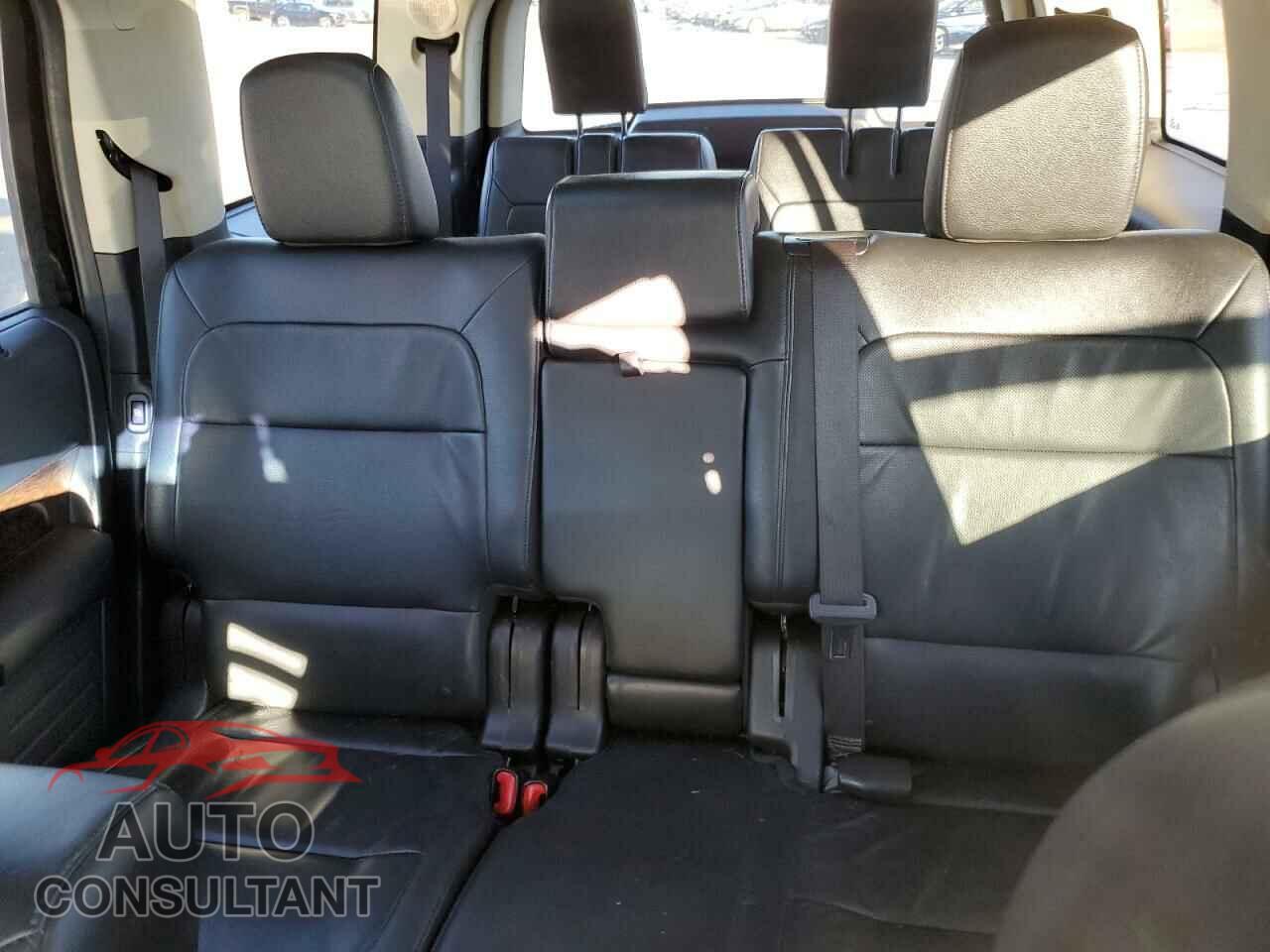 FORD FLEX 2018 - 2FMHK6D88JBA01232