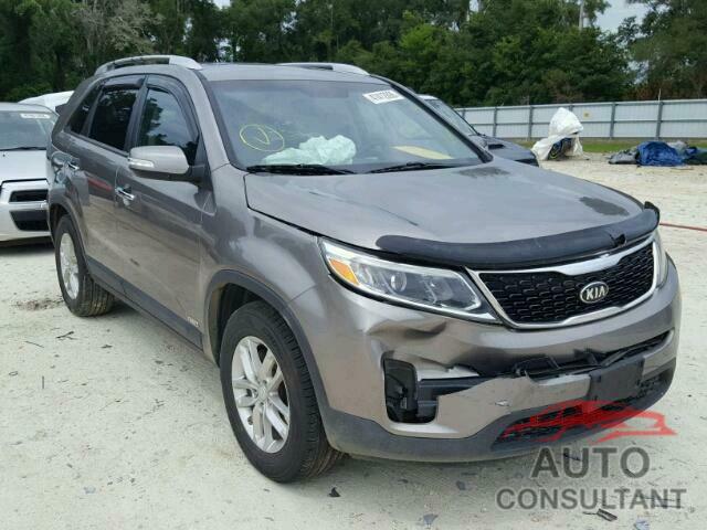KIA SORENTO LX 2015 - 5XYKTDA73FG607144