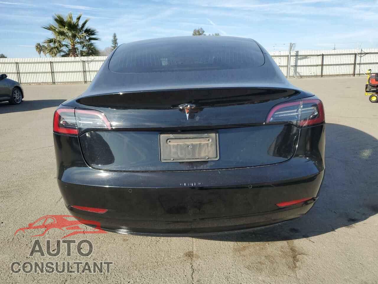 TESLA MODEL 3 2019 - 5YJ3E1EA7KF344872