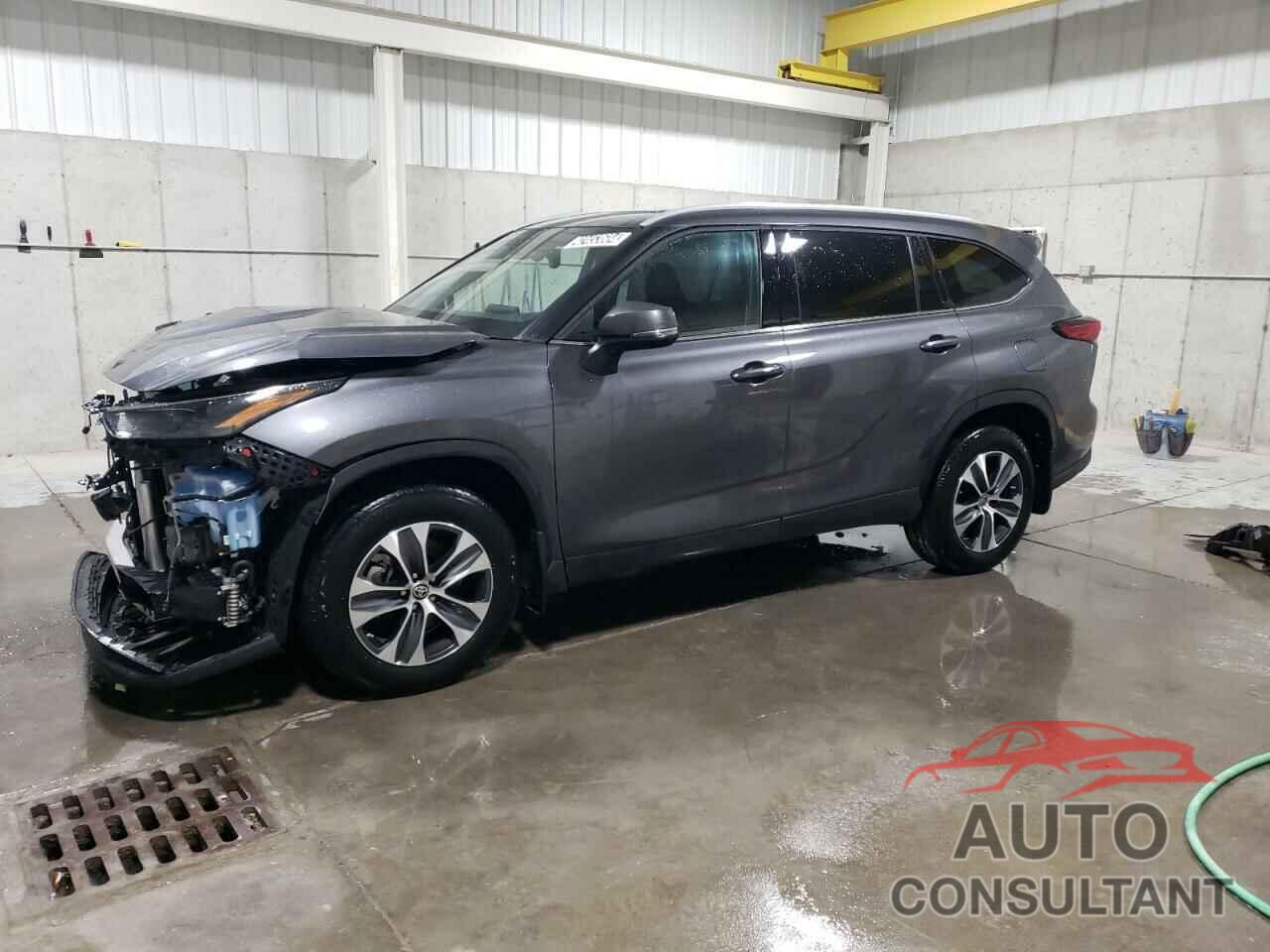 TOYOTA HIGHLANDER 2022 - 5TDHZRBH8NS251207