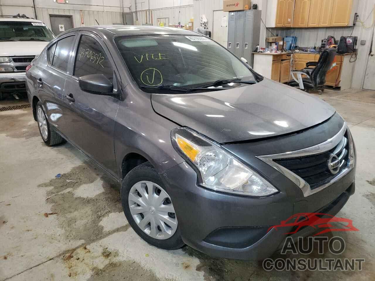 NISSAN VERSA 2017 - 3N1CN7AP0HL820700