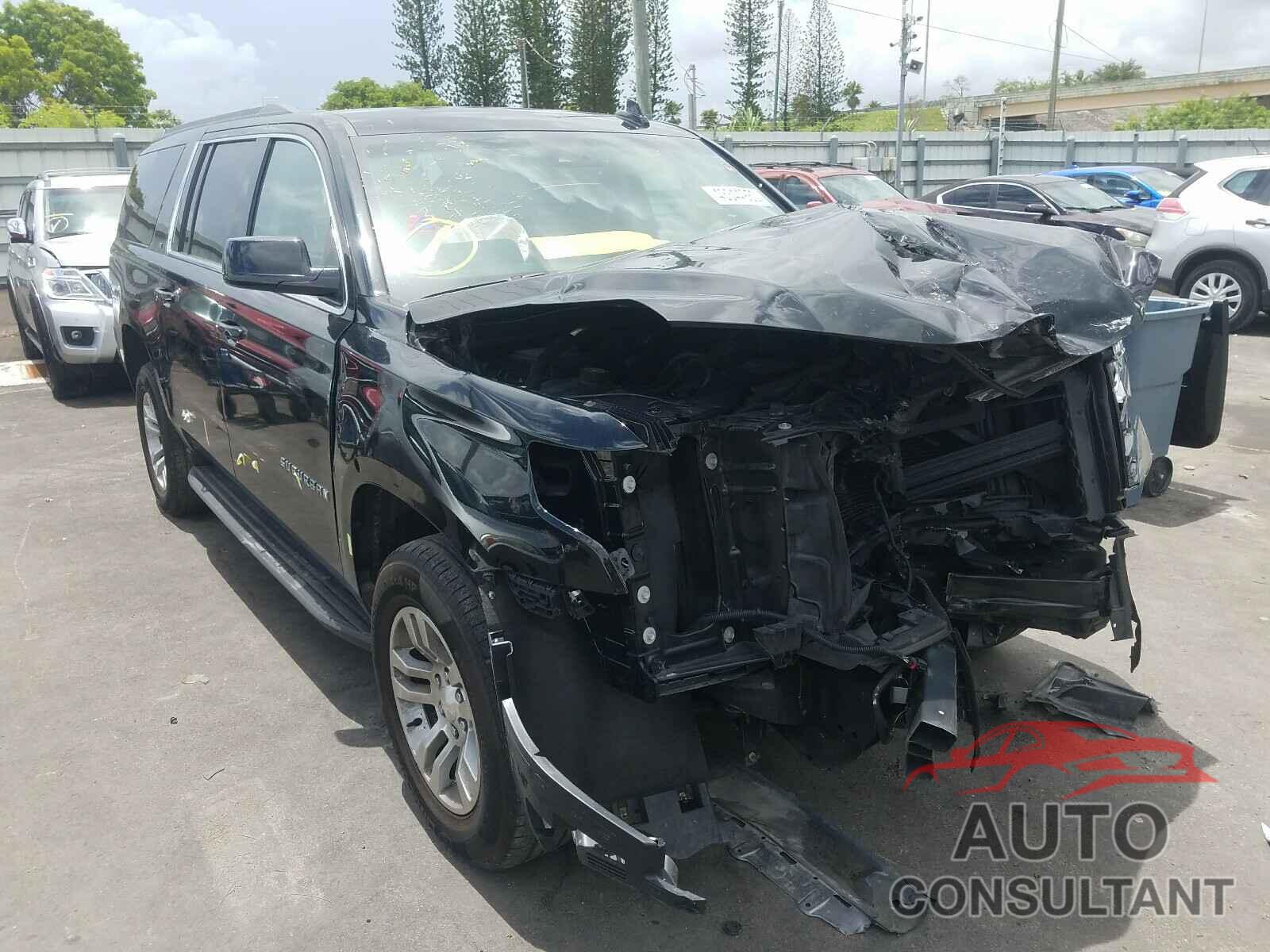 CHEVROLET SUBURBAN 2017 - 1GNSCHKC4HR155865