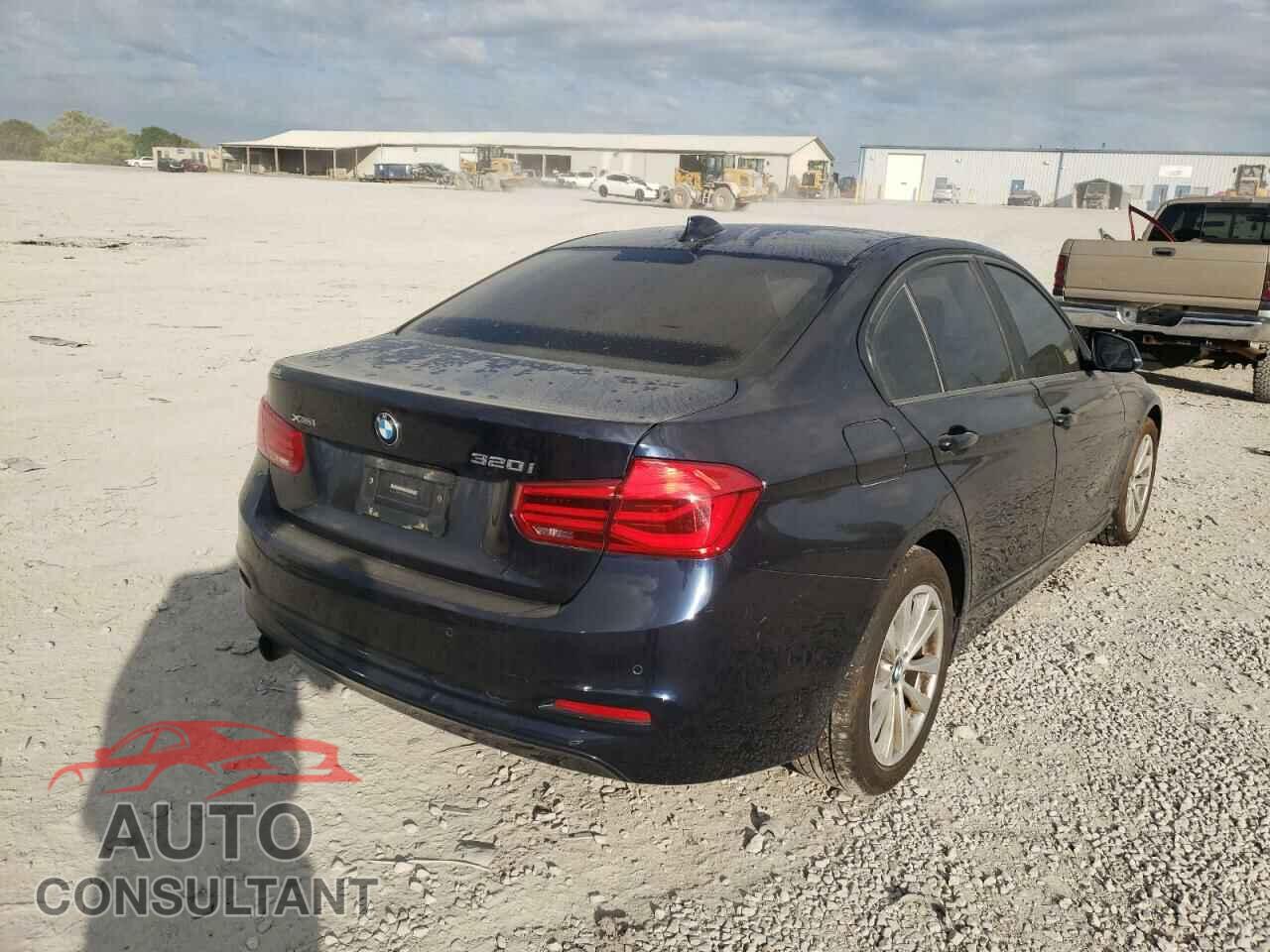 BMW 3 SERIES 2016 - WBA8E5G50GNU21018