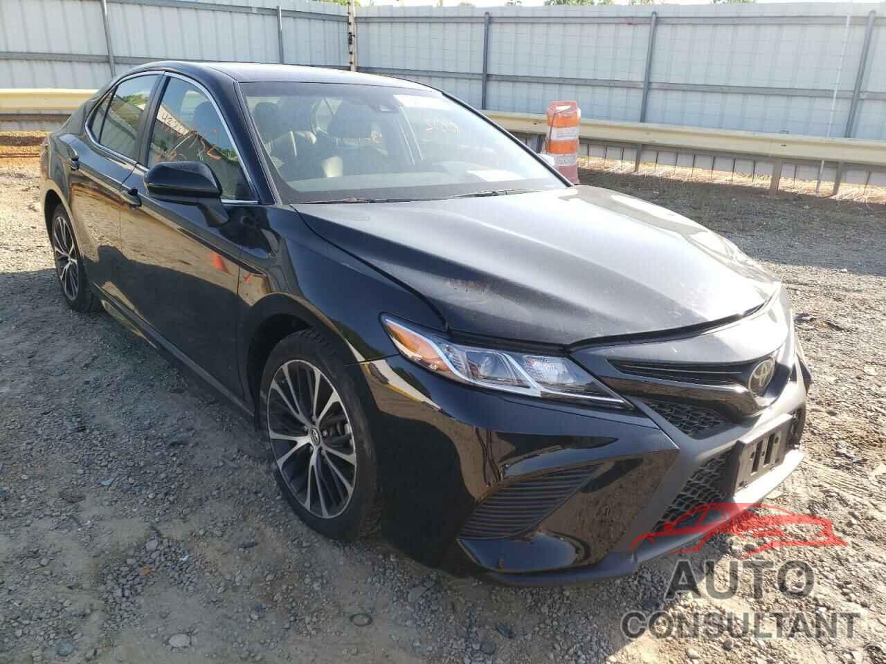 TOYOTA CAMRY 2018 - JTNB11HK6J3037163