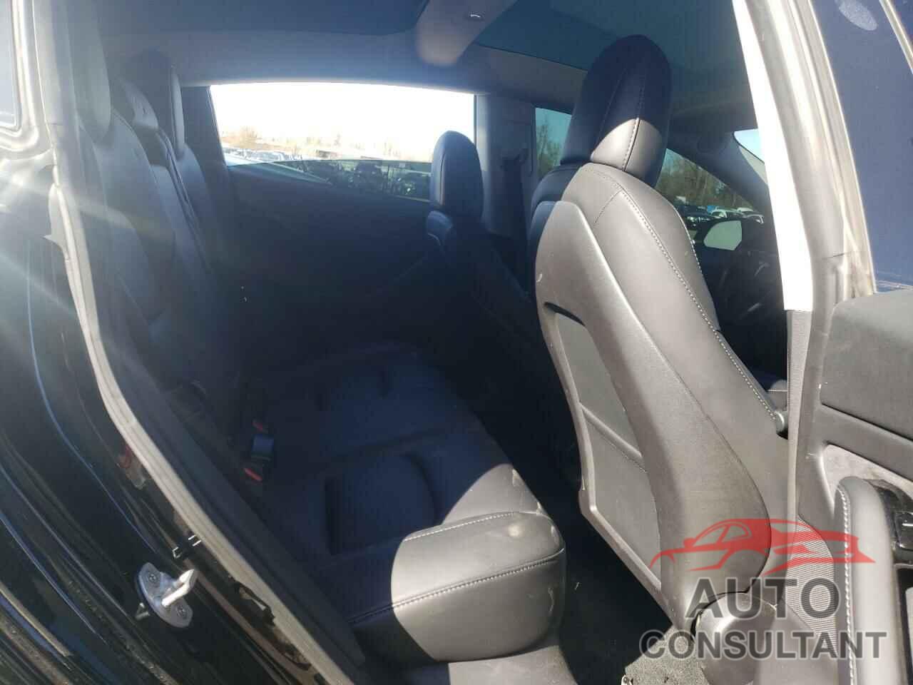 TESLA MODEL 3 2018 - 5YJ3E1EA4JF124989