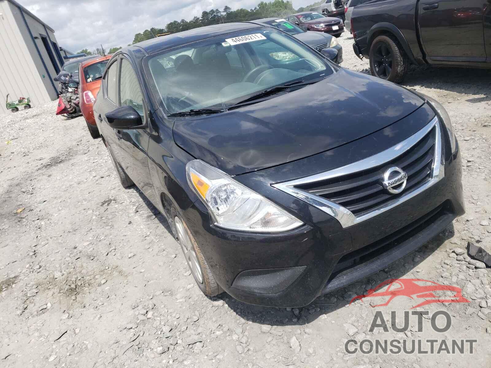 NISSAN VERSA 2019 - 3N1CN7AP7KL808826