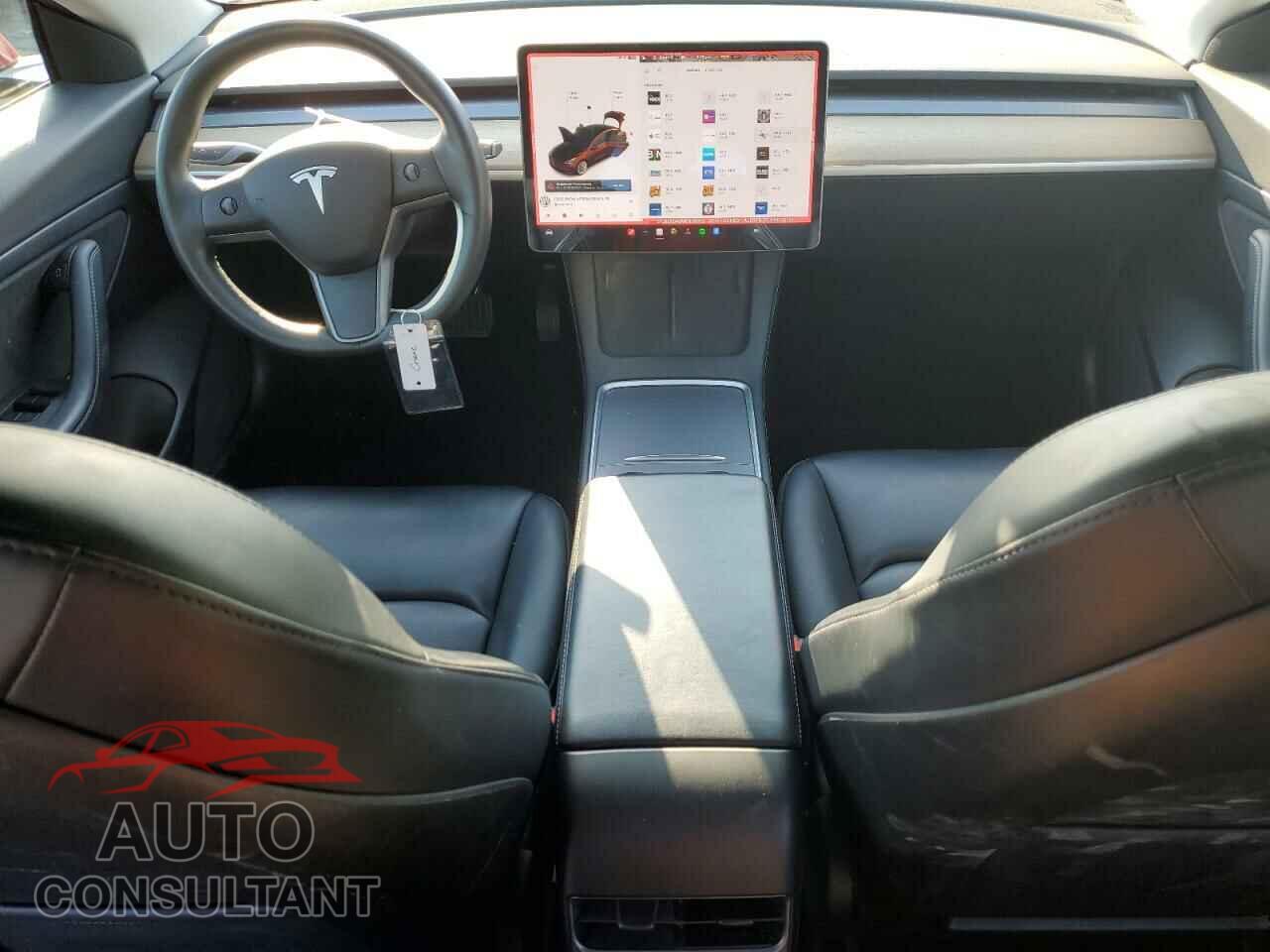 TESLA MODEL 3 2021 - 5YJ3E1EA0MF939193