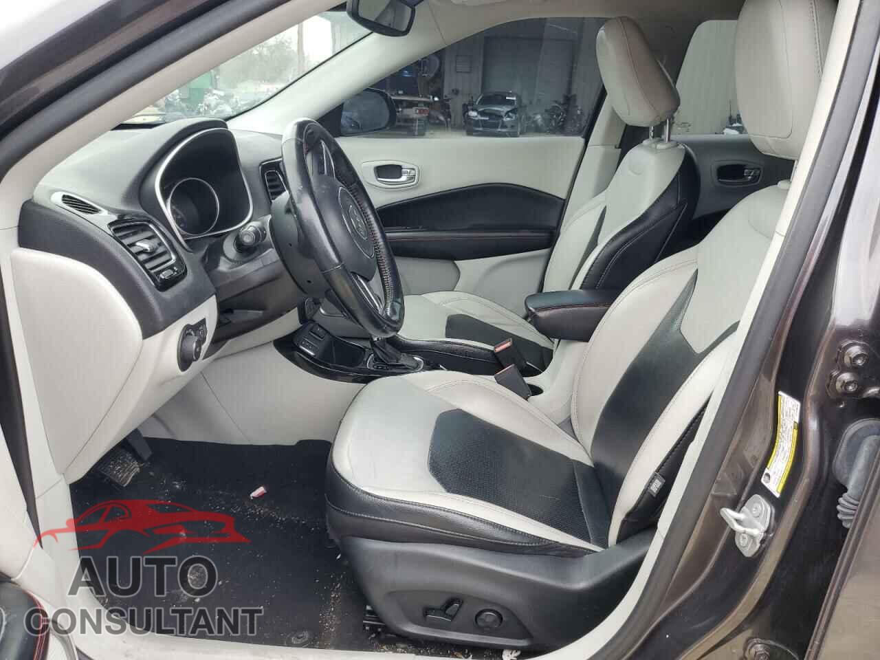 JEEP COMPASS 2020 - 3C4NJCCB4LT179670