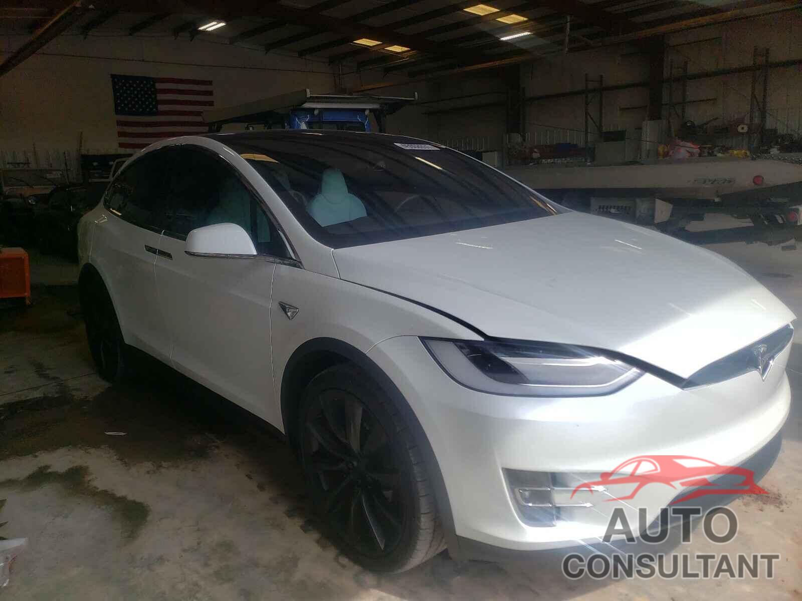 TESLA MODEL X 2019 - 5YJXCBE20KF193203