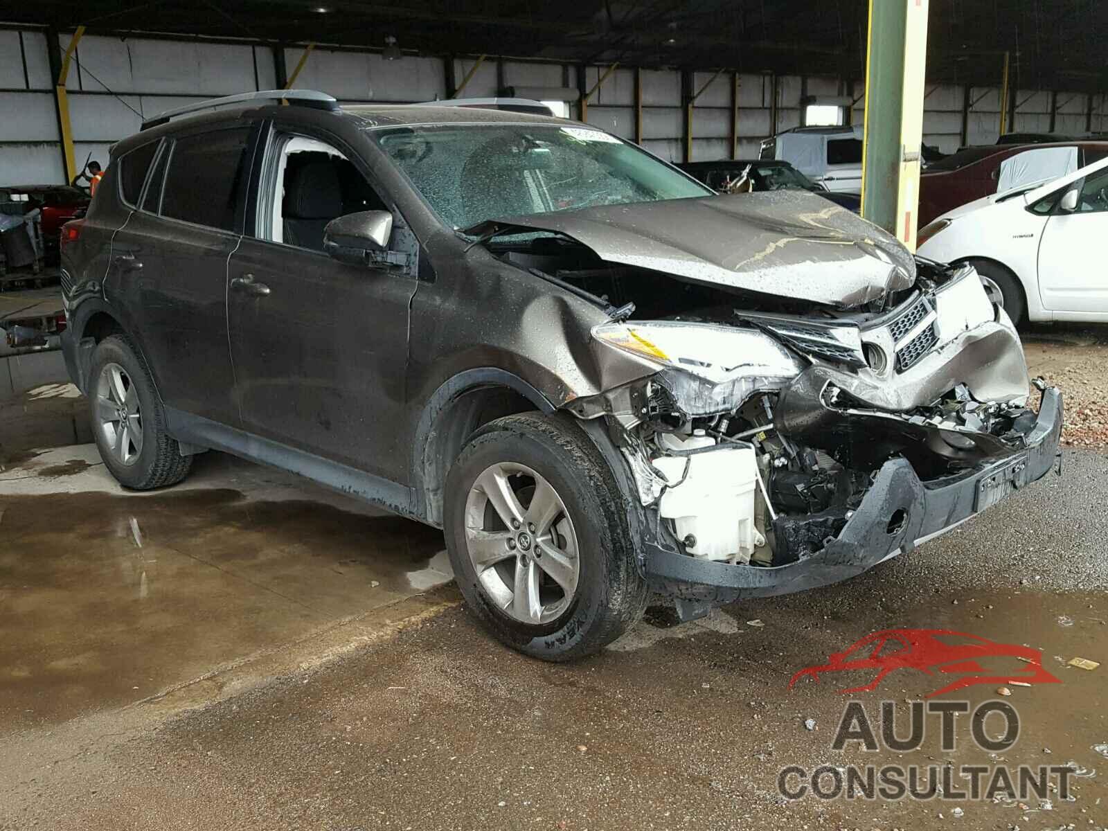 TOYOTA RAV4 XLE 2015 - 2T3RFREV9FW321179