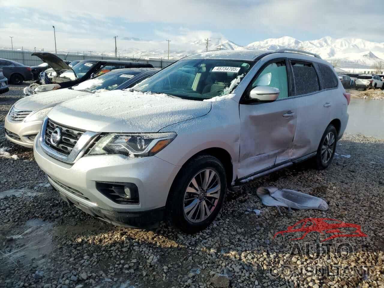 NISSAN PATHFINDER 2018 - 5N1DR2MM9JC669685