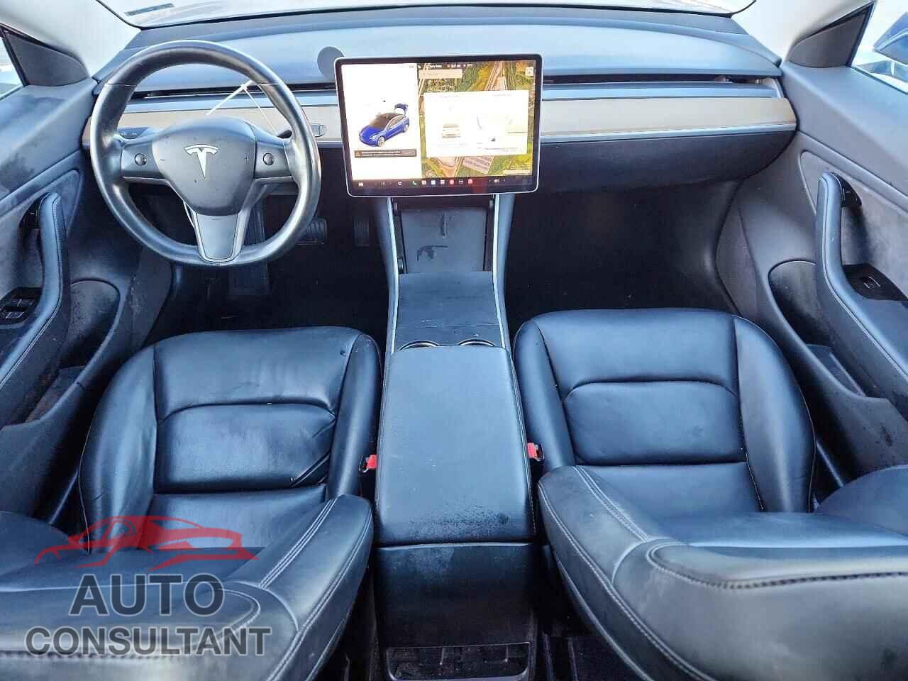 TESLA MODEL 3 2018 - 5YJ3E1EB0JF054786