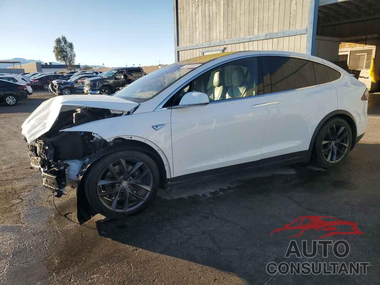 TESLA MODEL X 2016 - 5YJXCBE27GF008877