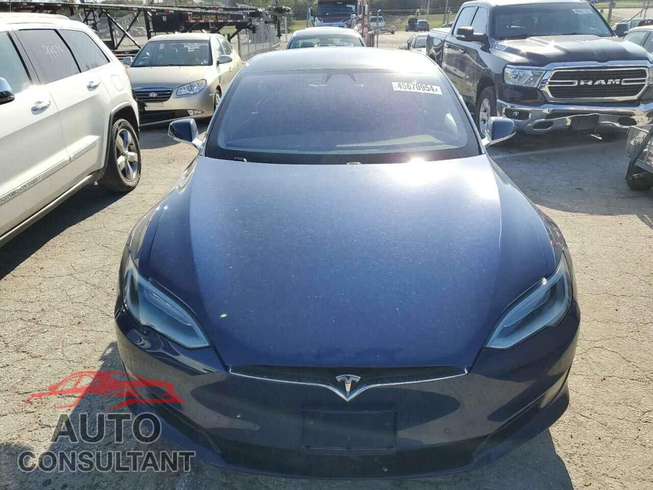 TESLA MODEL S 2017 - 5YJSA1E22HF209498