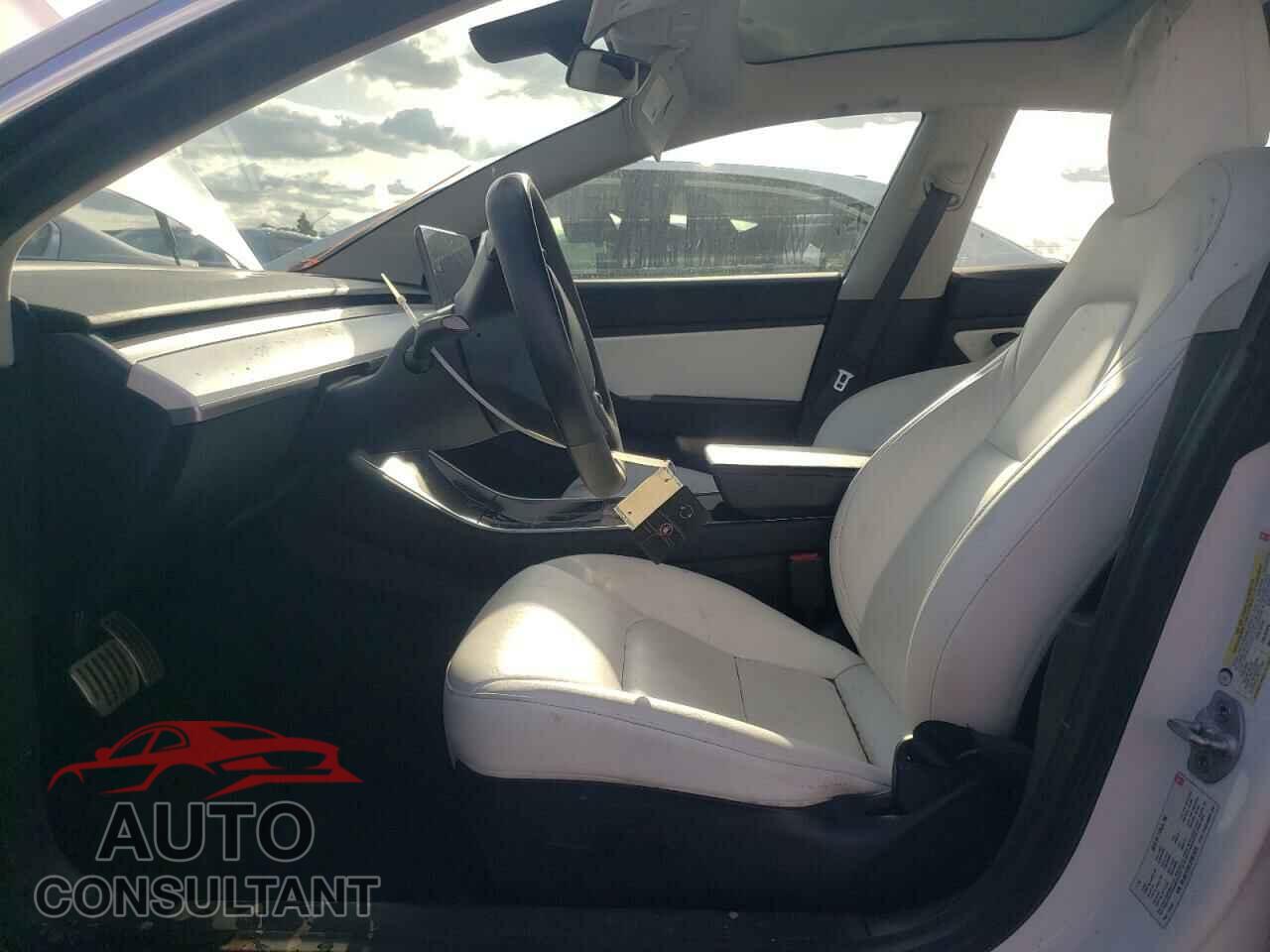 TESLA MODEL 3 2018 - 5YJ3E1EB7JF081628