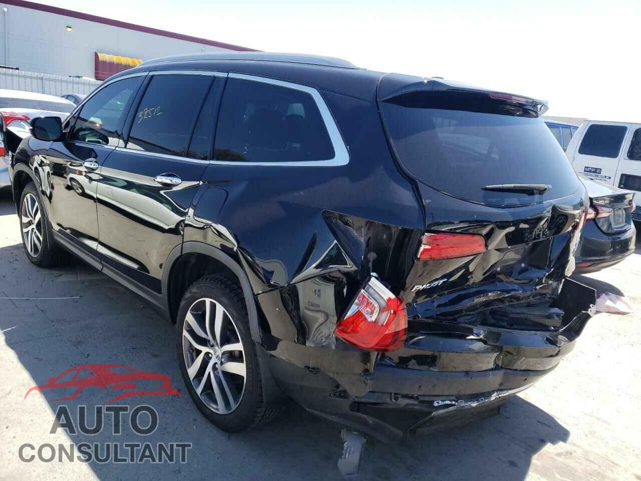 HONDA PILOT 2017 - 5FNYF6H09HB068822